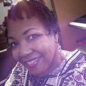 Meet your Posher, Taunya